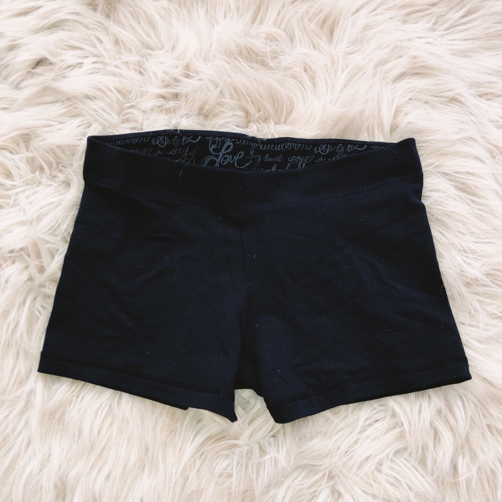 lululemon black shorts